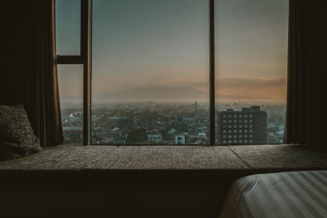 Pulang Ke Uttara Hotel Kejayan Kültér fotó