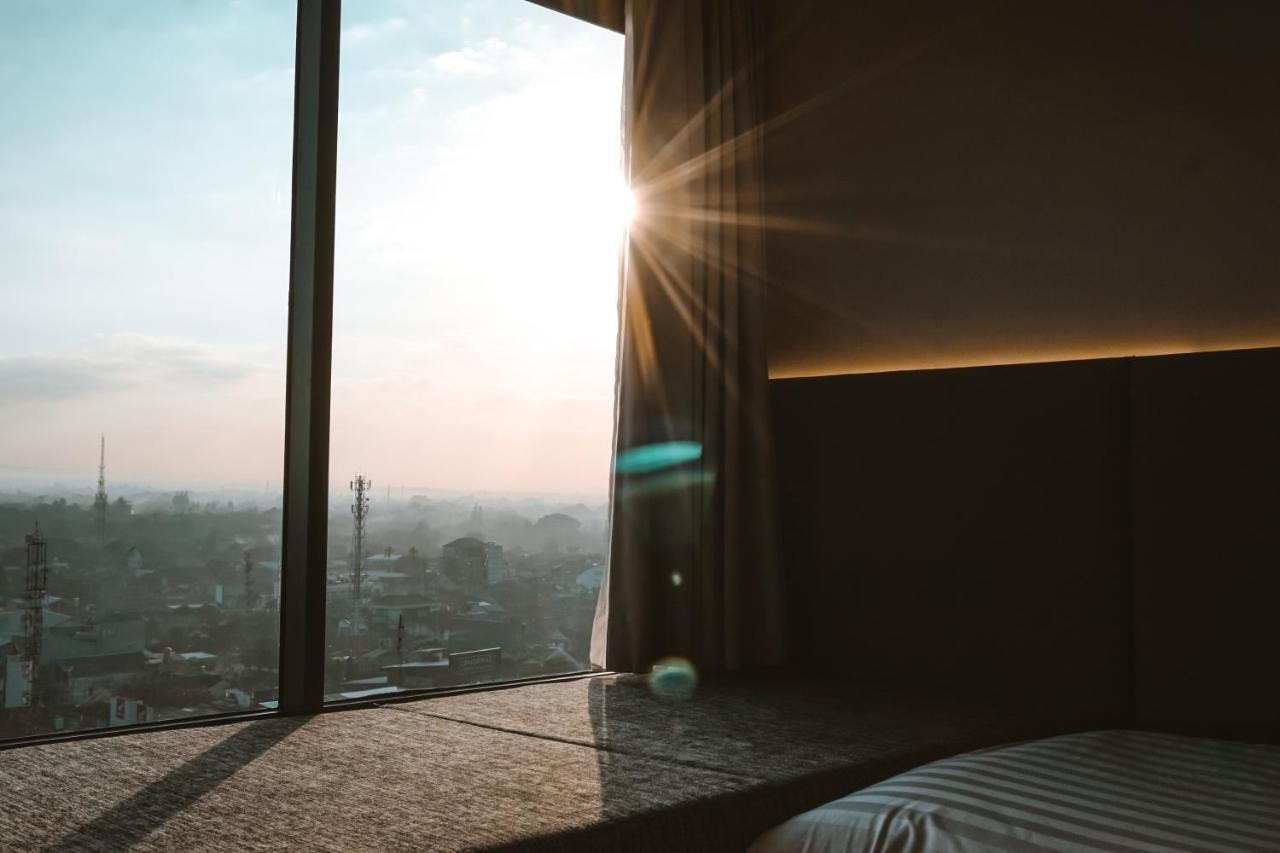 Pulang Ke Uttara Hotel Kejayan Kültér fotó